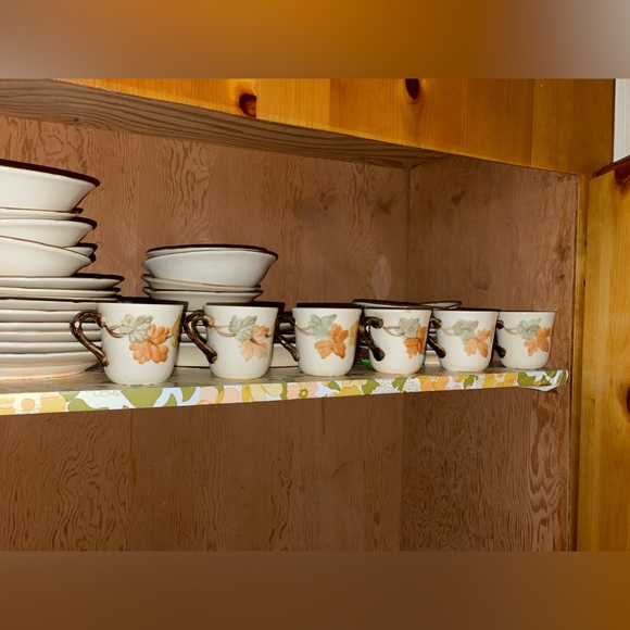 Franciscan "october" Pattern
by FRANCISCAN(5 piece 1 serving) - Picture 2 of 11